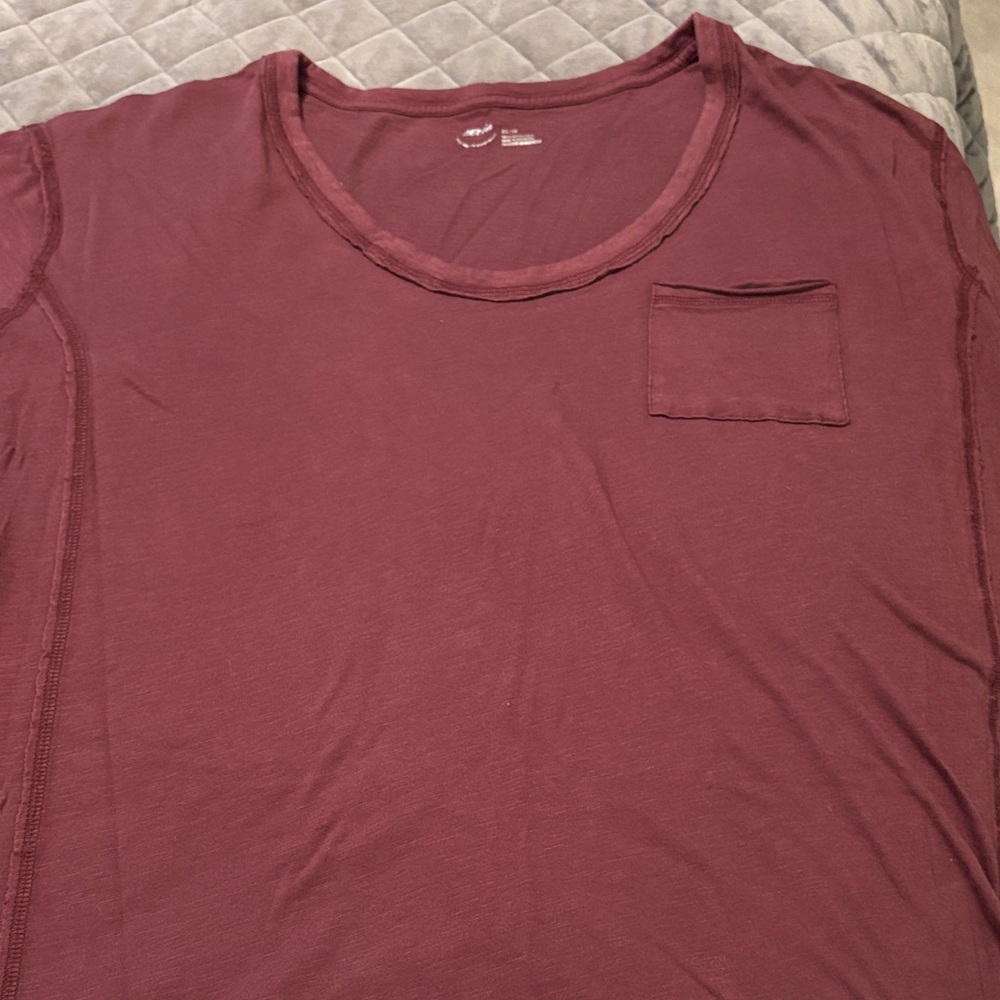 Aerie oversized pocket Burgundy T-Shirt